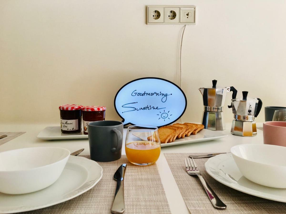 Waitnsea Apartment Athena Bagian luar foto